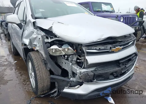 2020 Chevrolet Trax Fwd Ls from USA, damaged, VIN KL7CJKSB3LB038610